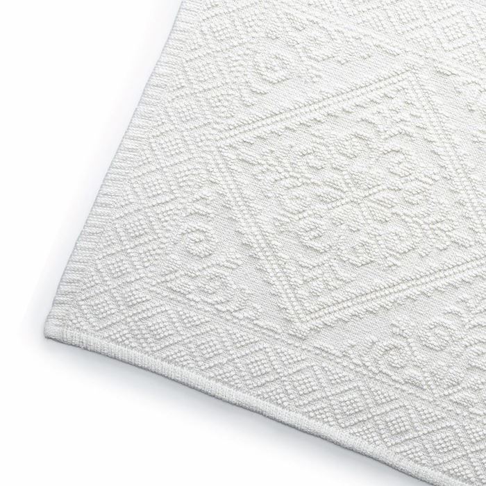 שטיחון אמבט ז'קארד אוף וויט